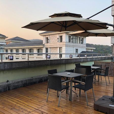Weijing Express Hotel Changshu Bagian luar foto