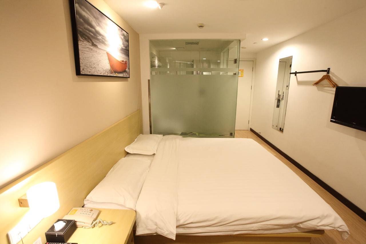 Weijing Express Hotel Changshu Bagian luar foto