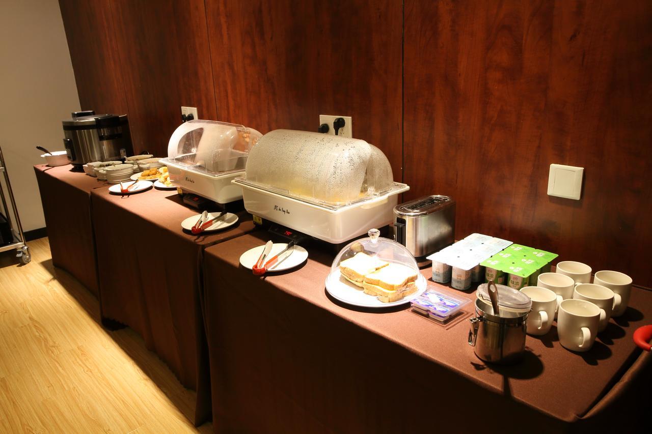Weijing Express Hotel Changshu Bagian luar foto