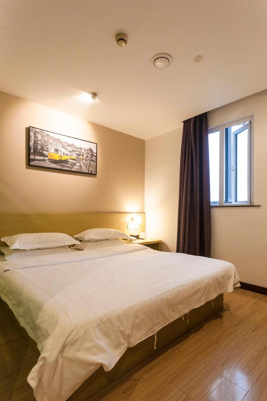 Weijing Express Hotel Changshu Bagian luar foto
