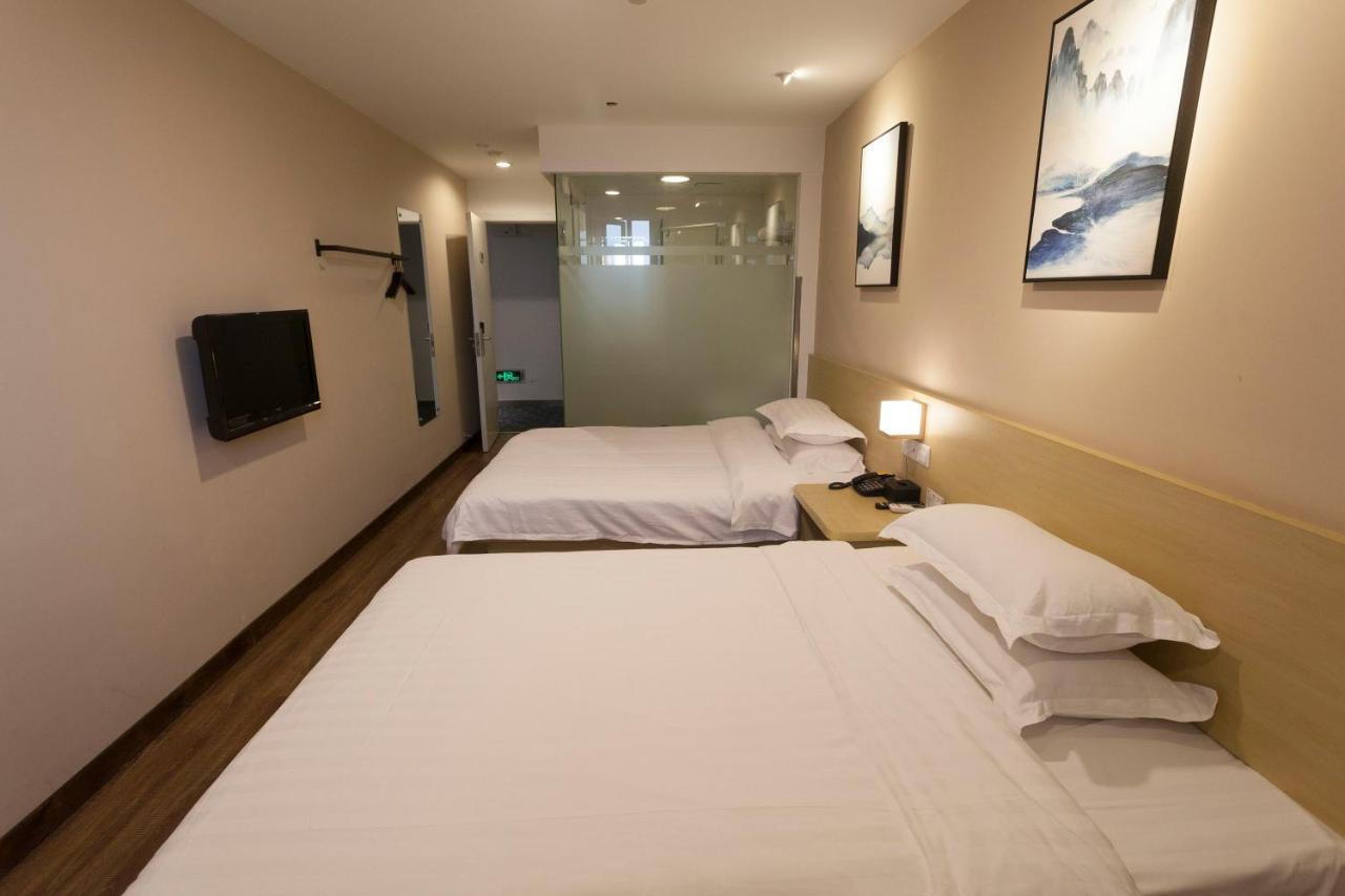 Weijing Express Hotel Changshu Bagian luar foto