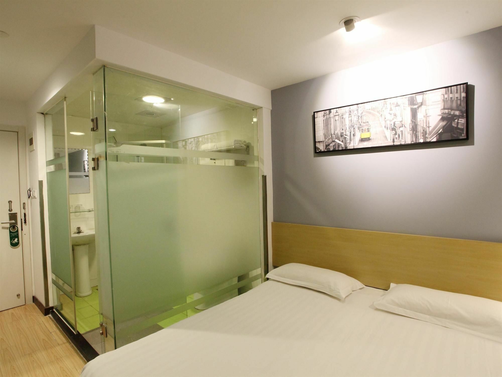 Weijing Express Hotel Changshu Bagian luar foto